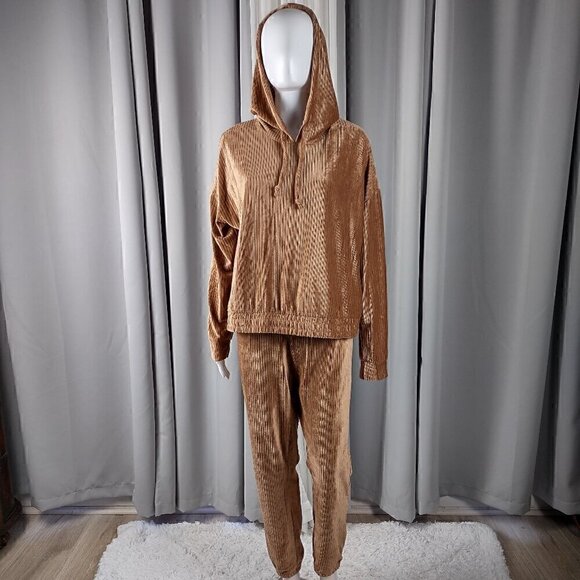 No Boundaries Pants - No Boundaries Brown Elastic Waist Hoodie & Pants. Hoodie Sz 21 Pants Sz 19 (NWT)